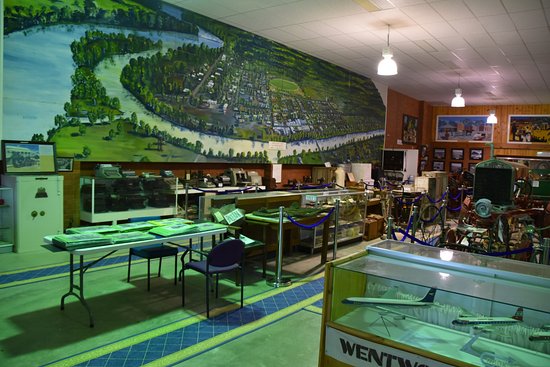 Local attraction & place in wentworth motel
